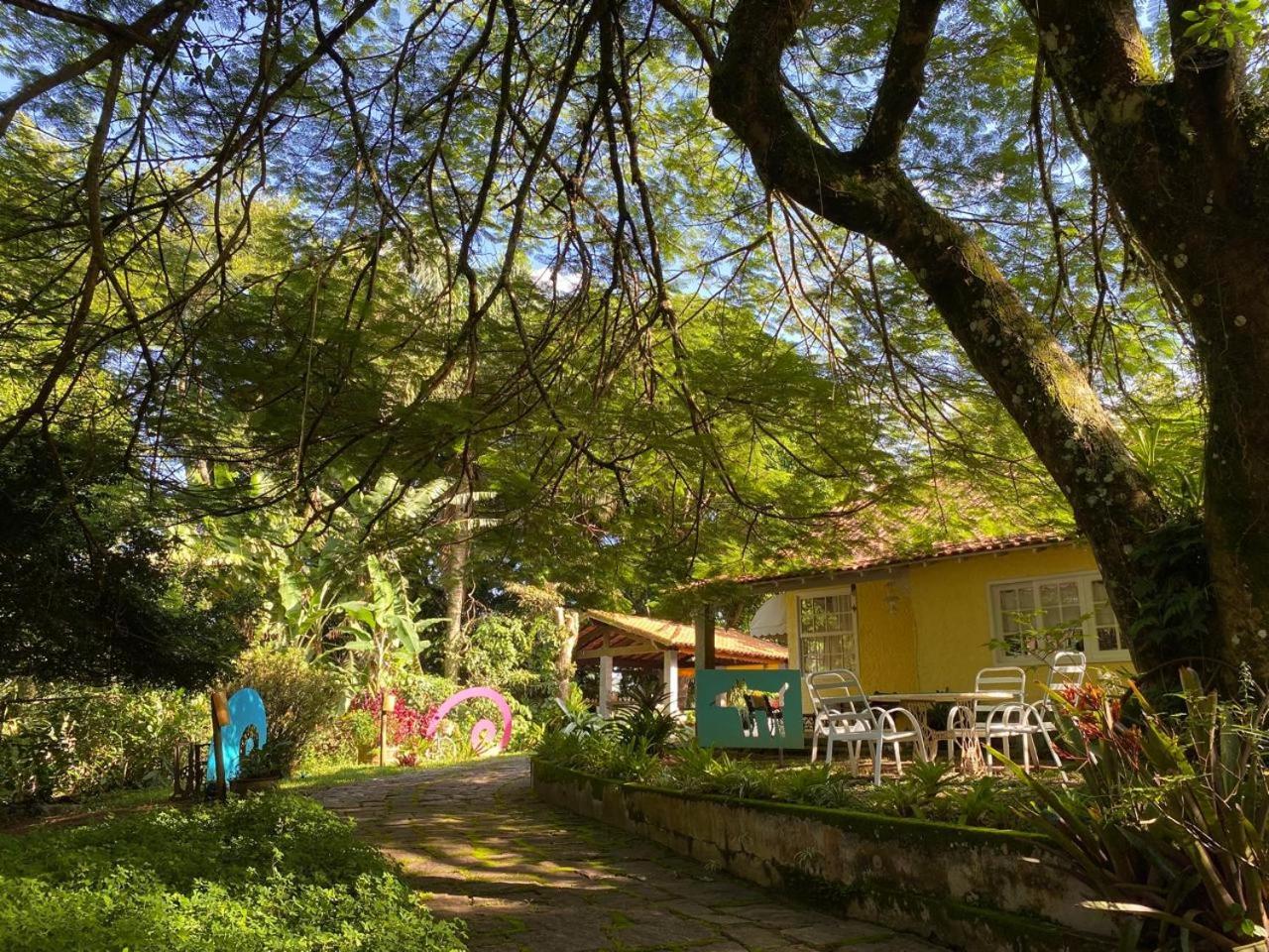 Pousada Casa Do Ipe Amarelo Miguel Pereira Esterno foto