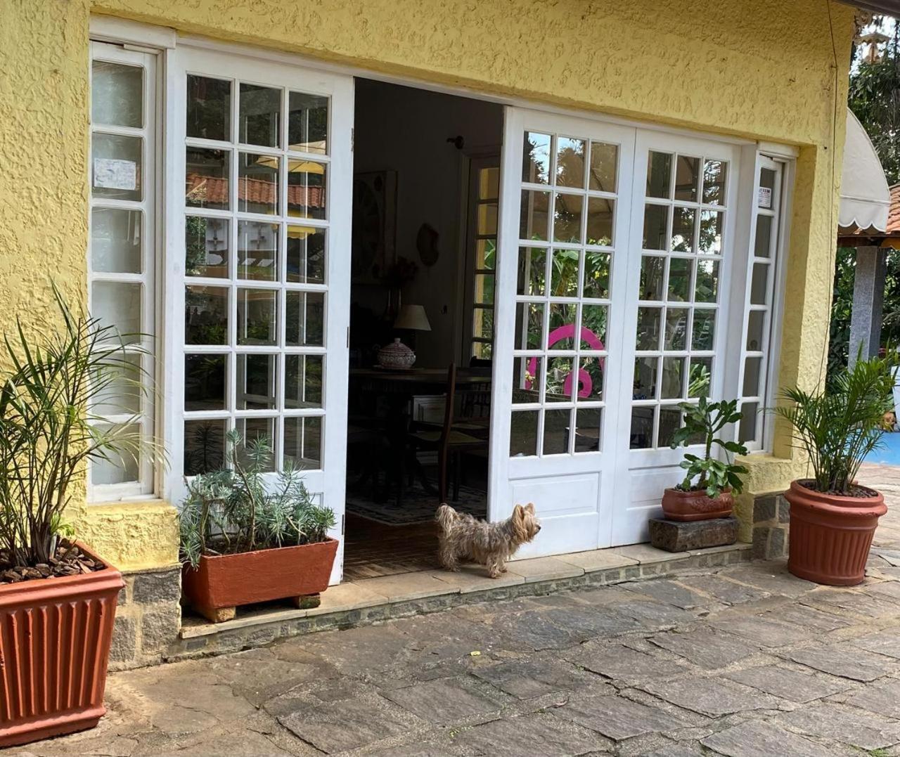 Pousada Casa Do Ipe Amarelo Miguel Pereira Esterno foto